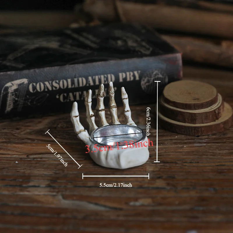 Nordic Skull Candlestick – Creative Halloween Candle Holder & Gothic Decoration